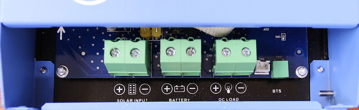 30 AMP SOLAR CHARGE CONTROLLER 12 / 24 VDC MPPT ETL LISTED TO UL 458 / CSA 22.2